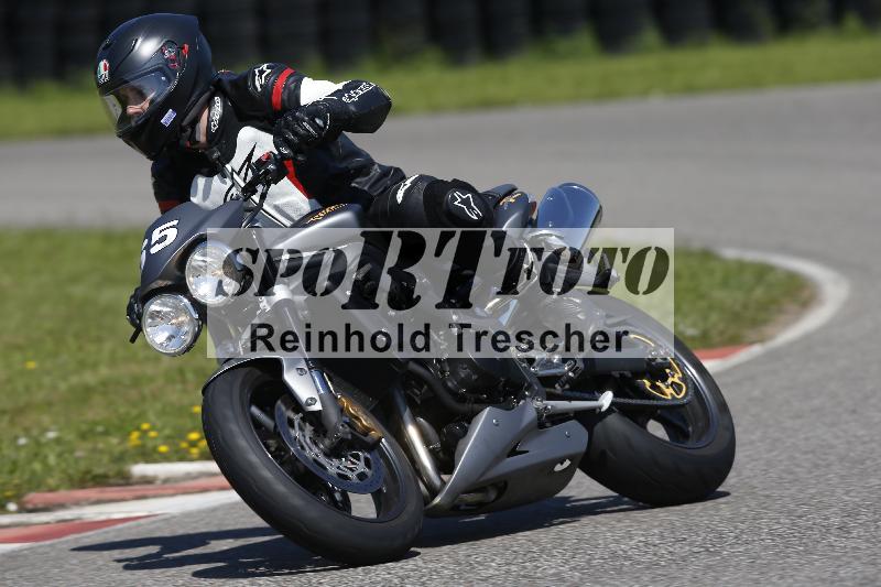 /Archiv-2024/29 12.06.2024 MOTO.CH Track Day ADR/Gruppe blau/65